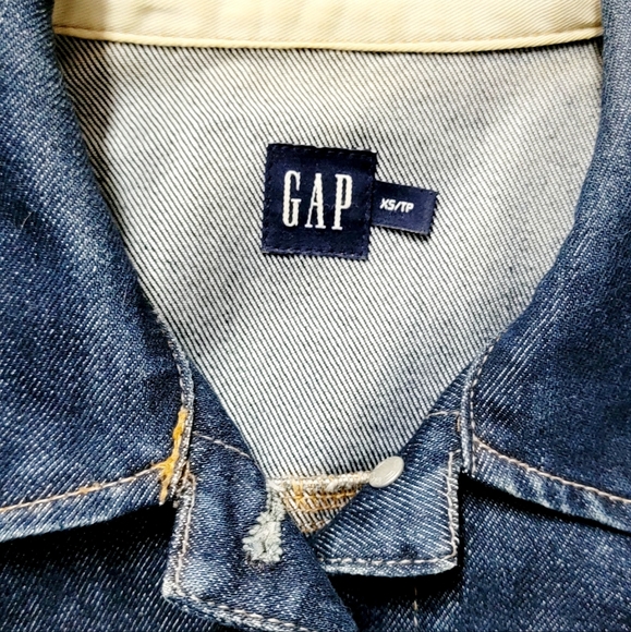 Gap Jean Jacket Size XS - Picture 2 of 4